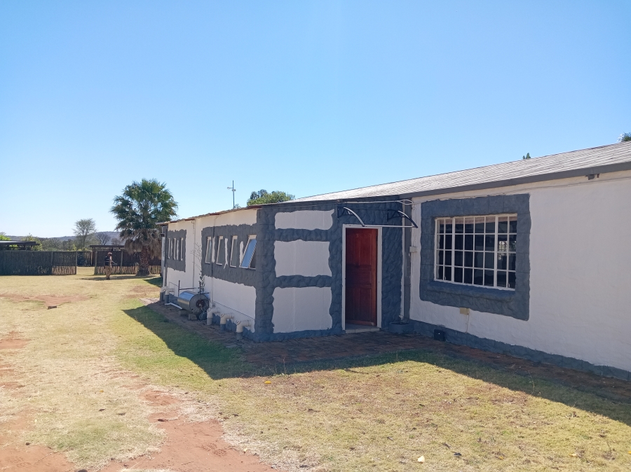 11 Bedroom Property for Sale in De Wildt North West